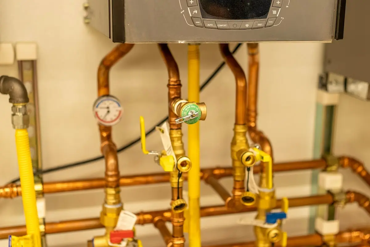 Licensed technician providing Pipe Repair for a homeowner in Delaware